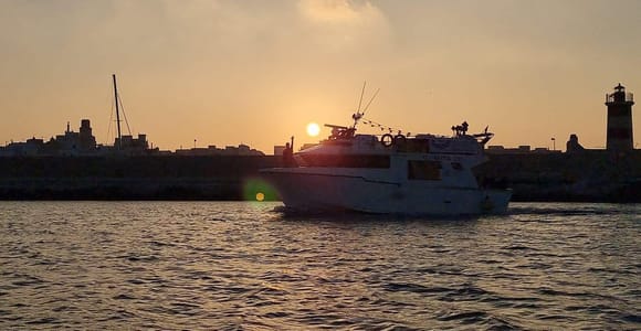 Sunset in Monopoli: swim break & aperitif