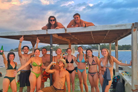 Gili Meno: Sunset Boat Adventure with Luminous Plankton