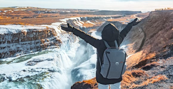 Reykjavik:Golden Circle Bruarfoss in Chinese冰岛黄金圈蓝色秘境瀑布中文一日团