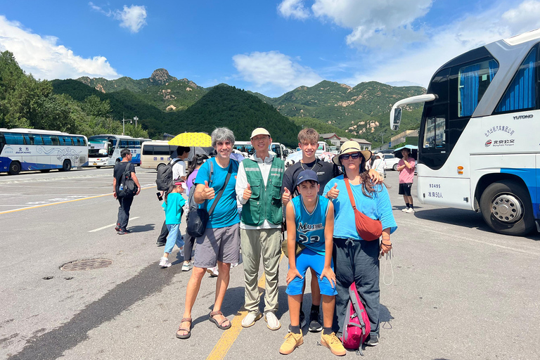 Pékin : visite en bus de la Grande Muraille de Badaling-8AM/9AM/10AM 【Busda】Visite en bus nocturne de Badaling avec billet