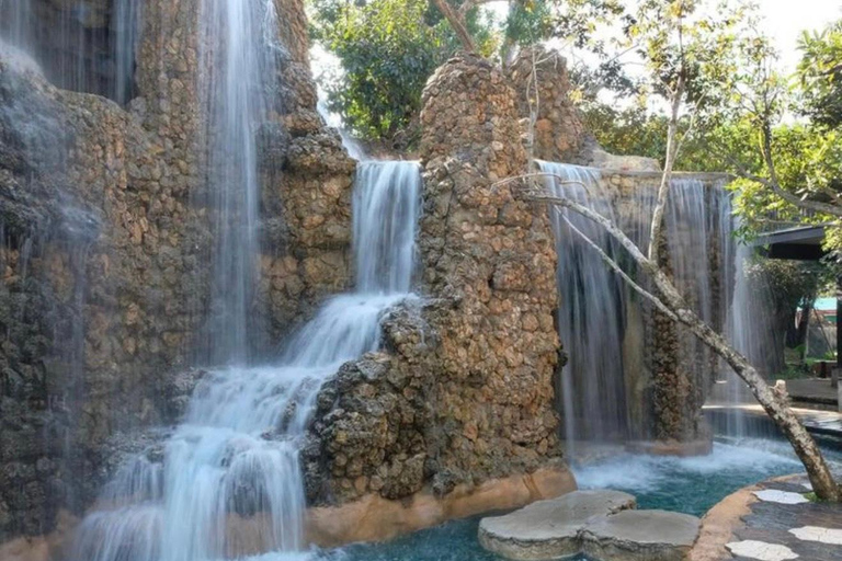 Chiang Mai: Dan Tewada Land, Bamboo Rafting &amp; Waterfall Tour