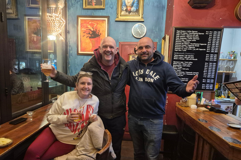 Sofia: Craft Beer Tour with Tastings and Local Guide