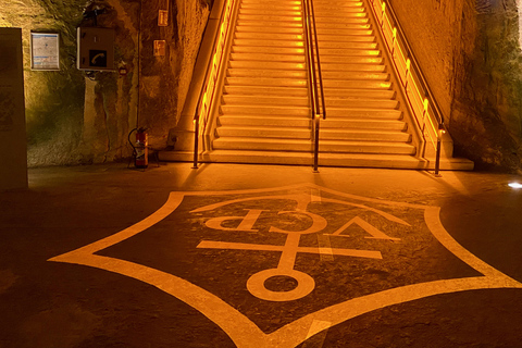 Privater Champagner Grand Vintage Taittinger, Veuve Clicquot