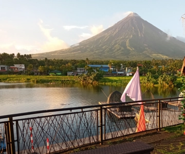 Legazpi City Half Day Tour with Sumlang Lake by ZCHEDULISTA