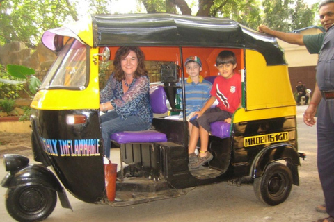 Mumbai: Exclusive Half-Day Shopping Tour with Guide (Only Guide Service )