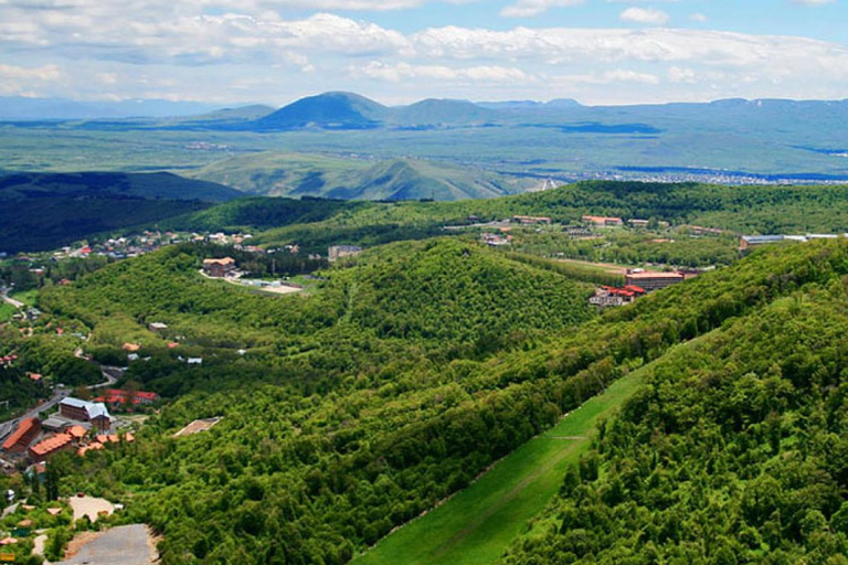 Geschiedenis en natuur: Sevan meer, Dilijan, TsaghkadzorPrivétour met gids