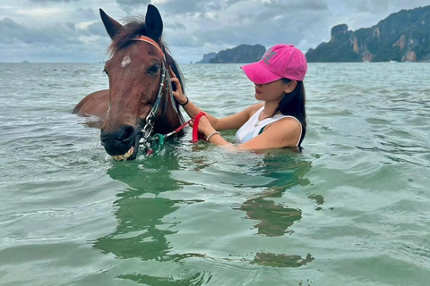 Krabi : balade à cheval sur la plage et atv extrêmeRandonnée à cheval sur la plage et VTT extrême