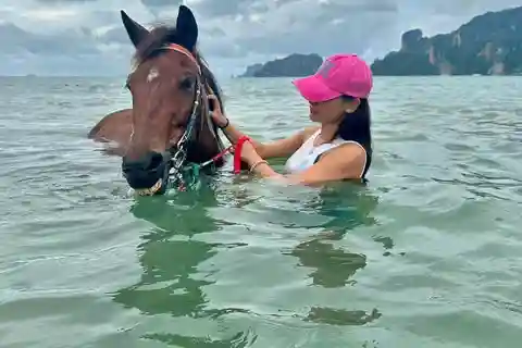 Krabi : balade à cheval sur la plage et atv extrême