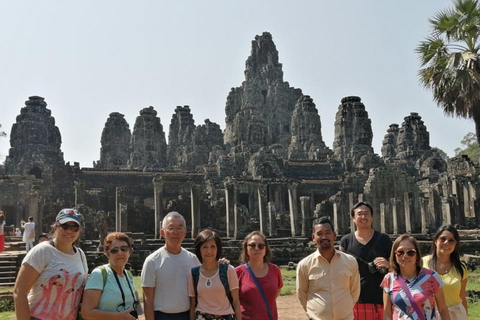 Siem Reap: Small Group Tour 1 day at Angkor with sunrise Small Group Tour in Spanish