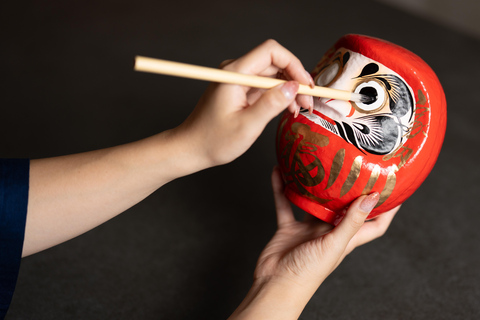 大阪：独一无二的达摩制作体验大阪：打造属于您自己的独特达摩工坊