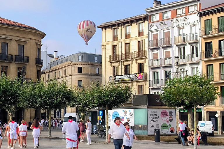 Pamplona Bulls: Balcony View & Gourmet Breakfast