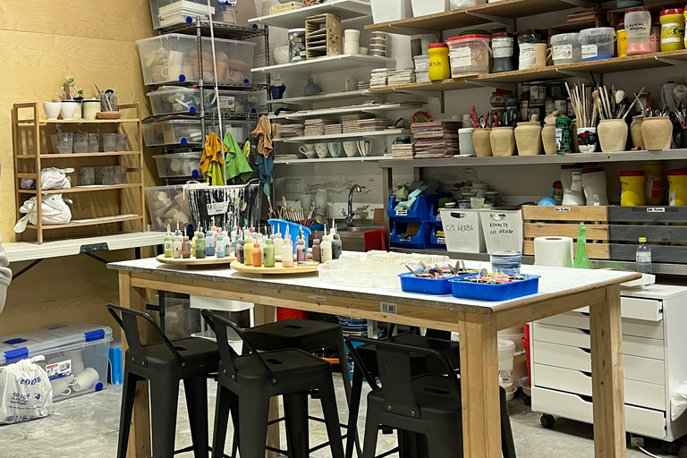 Seville: Ceramic Tile Workshop in Triana