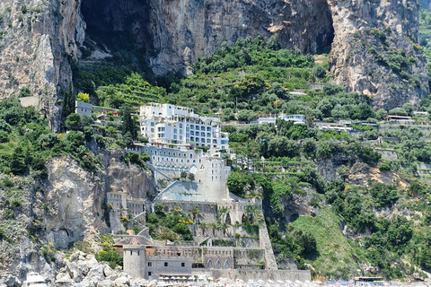 Positano: private boat tour along the Amalfi Coast Positano: private boat tour along the Amalfi Coast half day