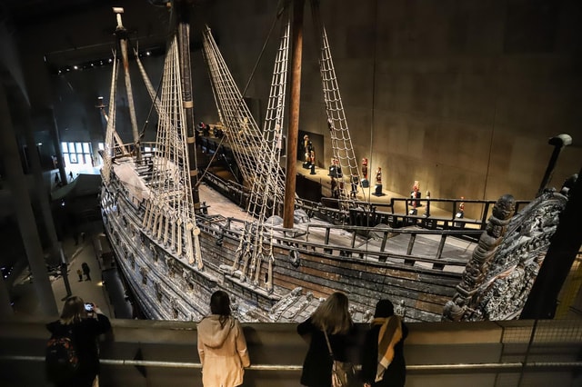 Stockholm: Royal Djurgården walk & the legendary Vasa museum