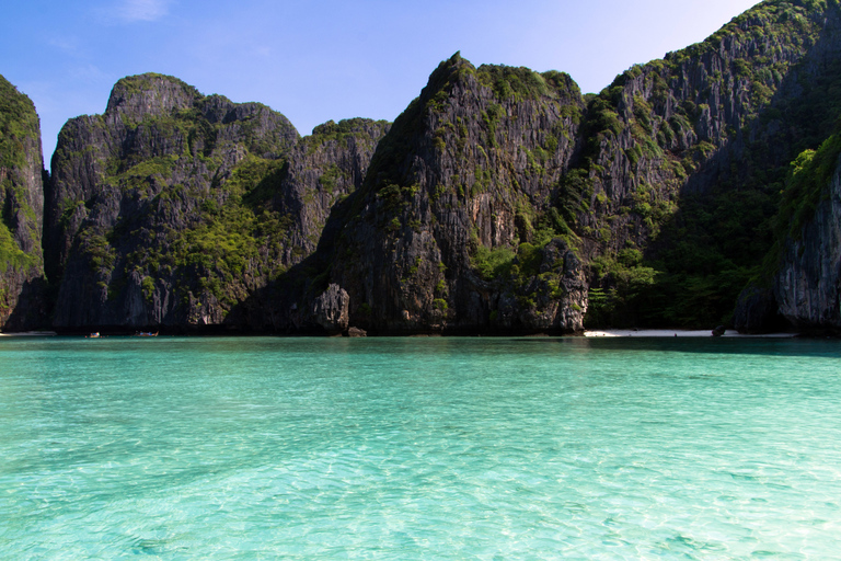 Phuket: Phi Phi Sunset & 3 Snorkeling by Luxury Catamaran With out transfer & National Park