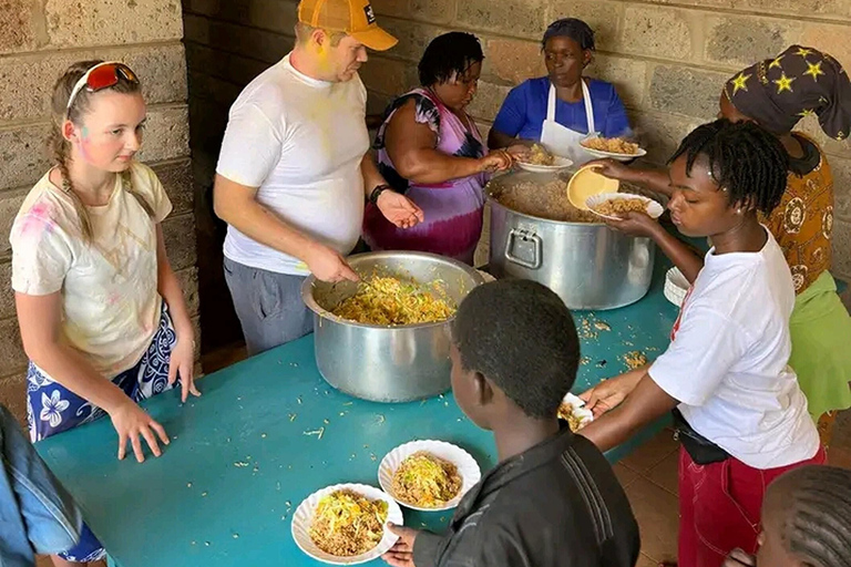 Ville d&#039;Arusha : Visite de maisons d&#039;enfants et collecte de dons.