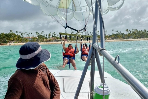 Parasailing in Punta Cana: Adrenalinrausch in der Luft