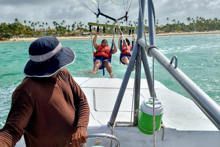 Parachute ascensionnel à Punta Cana : L'adrénaline dans le ciel