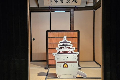 Hiroshima: Castle & Samurai Heritage Trail Guided Tour