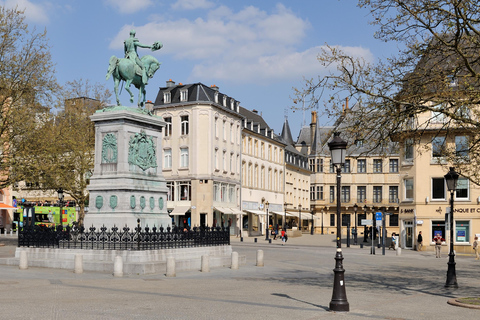 Au départ de Paris : Excursion d&#039;une journée dans la ville de Luxembourg avec guide privé