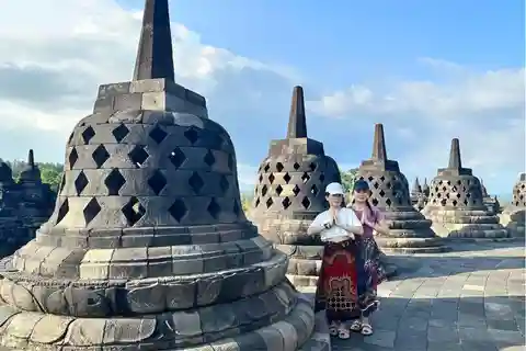 Borobudur Climb-up Tour with Tickets Guarantee & Transfers