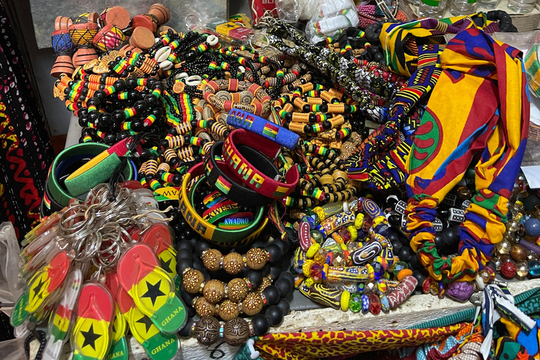 Accra: Private Tour mit weiblichem Guide