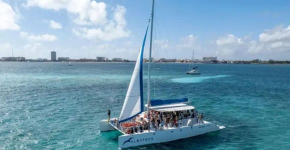 Cancun: Sunsations Adults-Only Isla Mujeres Catamaran Cruise