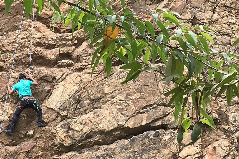 Arequipa: Climbing and Cooking Class Combo Tour