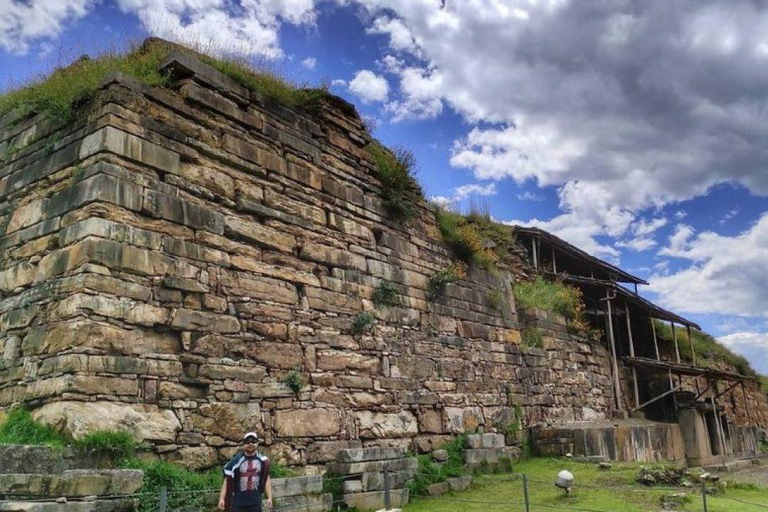 Huaraz: Chavin de huantar + museum + lagoon of querococha