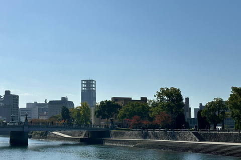 Hiroshima &amp; Miyajima UNESCO 1 dag bustourVanaf JR Hiroshima Station (zonder lunch)