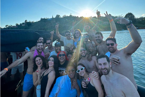 Medellín: Guatape Tour + Bootfeest