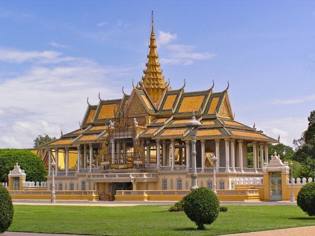 Visit Tour in Phnom Penh, Cambodia in Berlin