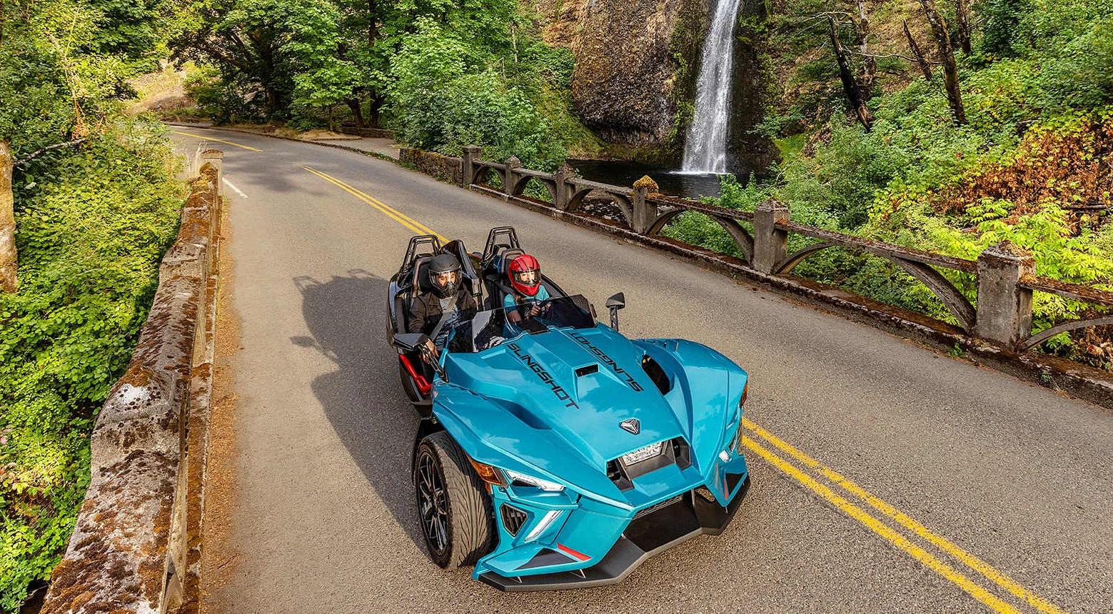 Maui: Die ultimative Road to Hana Slingshot Adventure Tour