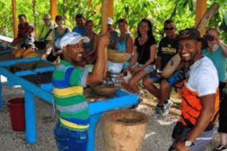 Kulturell rundtur för liten grupp Besök Basilica Higuey