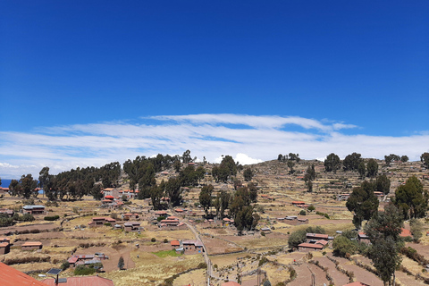 EXCURSION DE 2 JOURS ET 1 NUIT AU LAC TITICACA : UROS AMANTANI ET ÎLE TAQUILE