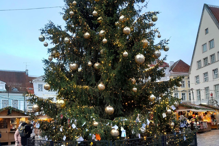 Christmas walking tour Tallinn Christmas market