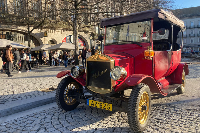 Tour Porto: Classic Adventure in Electric Tuk Tuk Porto: Classic Tour 3h