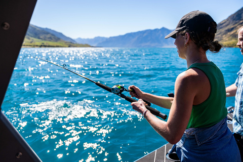 Lake Wakatipu: 3 Hour Fishing Adventure by Boat Private Tour