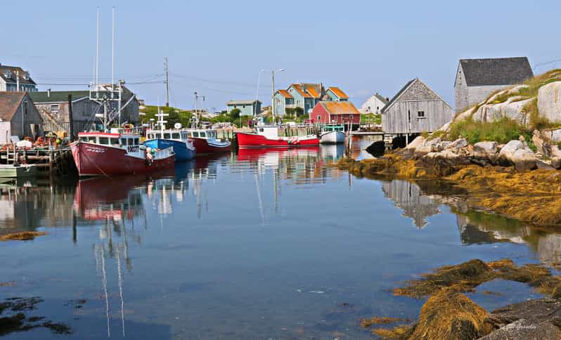 Peggy's Cove, Queensland Beach, Mahone Bay, Lunenburg,Ovens | GetYourGuide