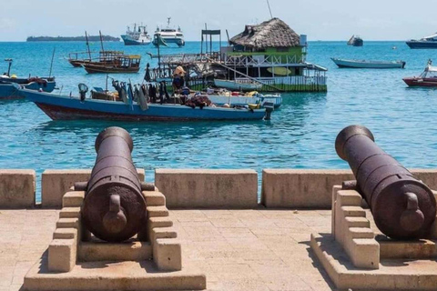 Farma przypraw, Stone Town, Prison Island i piaszczysta łacha NakupendaWYCIECZKA PRYWATNA BEZ ODBIORU Z HOTELU I TRANSPORTU POWROTNEGO