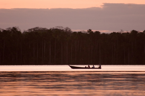 Puerto Maldonado: Yacumama Lake Piranha Fishing Tour & phtos