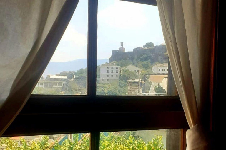 From Tirana to Gjirokaster: day trip in the enchanting cityExplore Gjirokaster: day trip with Tasting and amazing views