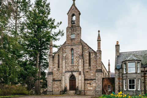 From Aberdeen: Dunnottar Castle and Cairngorms Day Trip
