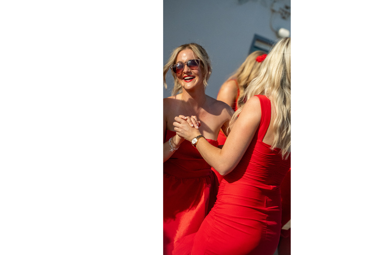 Sevilla: Rooftop Salsa Class with Bottomless Sangria