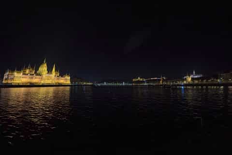 Budapest : Croisière touristique sans chichis (d10)