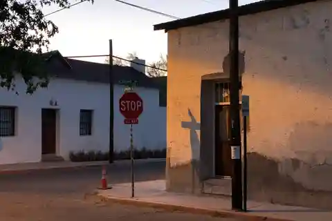 Barrio Viejo Tucson Walking Tour & Scott Avenue with Guide