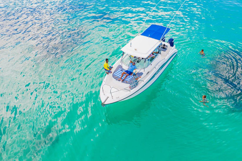 Noleggio barche private di lusso a Praslin, Seychelles