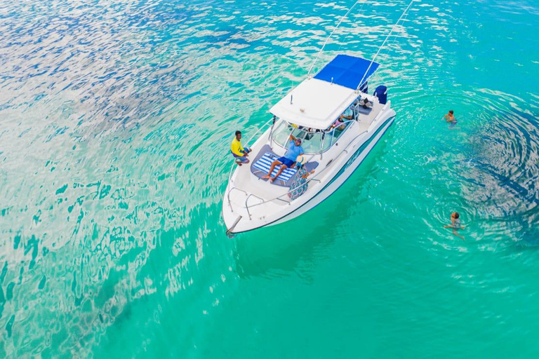 Noleggio barche private di lusso a Praslin, Seychelles