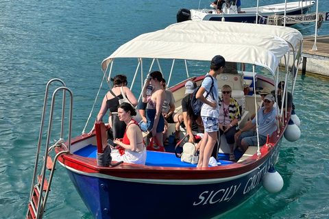 Tour Privado del Etna y Taormina Tour en Barco con Degustación