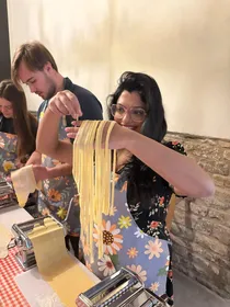 Neapel: Traditioneller italienischer Kochkurs im Restaurant Neapel: Traditioneller italienischer Kochkurs im Restaurant